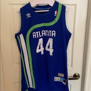 Atlanta Hawks Basketball Jersey- Pete Maravich